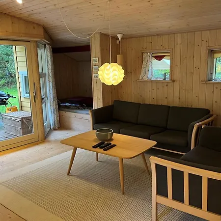 Eljena - 600m From The Sea By Interhome *